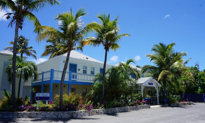 Grace Bay Hotel | Sibonne Beach Hotel