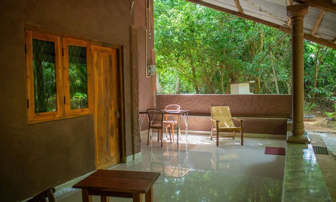 Udawalawa Cabina | Silent Bungalow