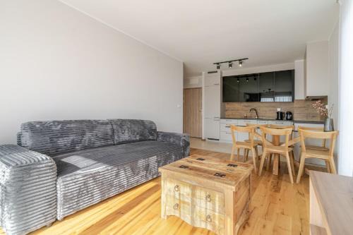 Katowice Apartamento | Silesia City Royal Suite by BookingHost