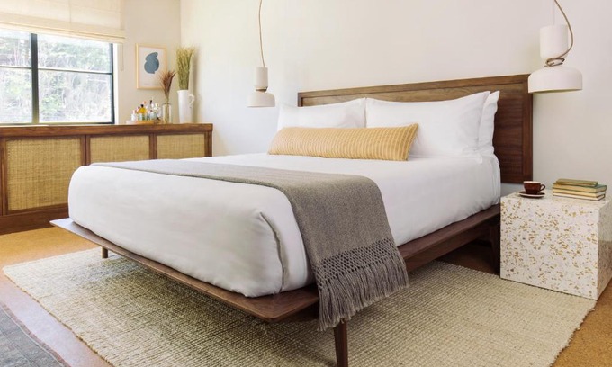 Sunset Junction Hotel | Silver Lake Pool & Inn