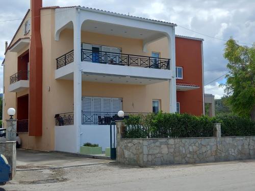 Patras Casa | Silver Sea