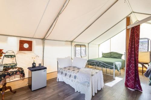 Tombstone Otro | Silver Spur Homestead Luxury Glamping -The Tombstone