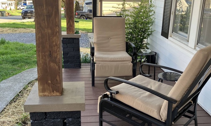 Greeneville Casa | Simple, Comfortable, Clean