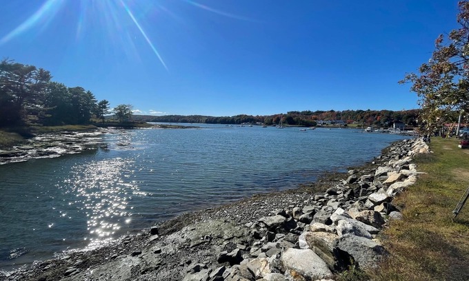 Damariscotta Condominio | Simple living in Midcoast Maine