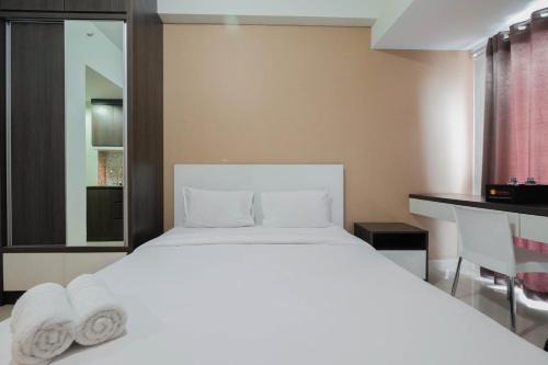 Bekasi Timur Apartamento | Simply Furnished Studio Grand Dhika City Apartment By Travelio