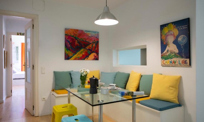 Ciutat Vella Apartamento | SingularStays Reina II