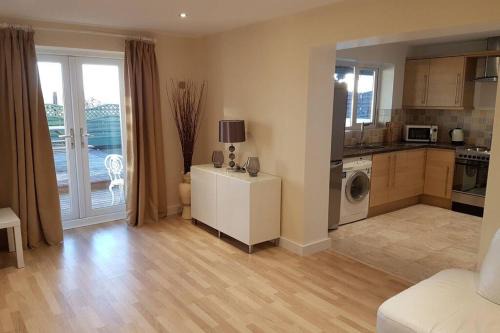 Llanelli Apartamento | Sister's Apartment