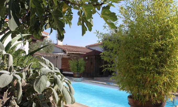 Vauvert Cama Y Desayuno | site machambreencamargue