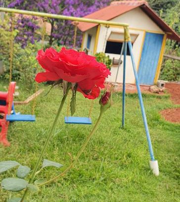 Santa Isabel Casa | Sitio lindo - ideal para festas e passar o dia 40pessoas