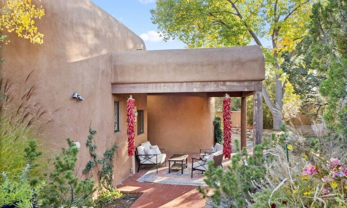 Northeast Santa Fe Casa | Ski Discounts! Upscale Home In North Hills