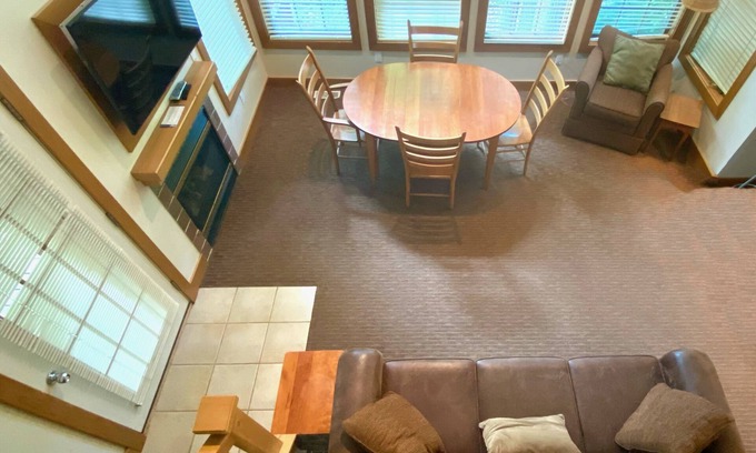 Boyne City Condominio | Ski-in walk-out Condo at Boyne Mountain
