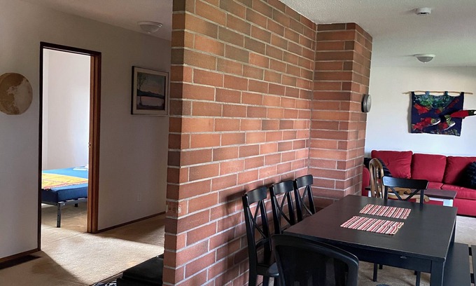 Smithers Casa | Ski season/summer/workers dream getaway