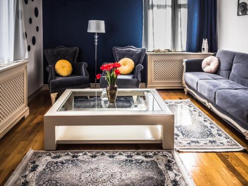 Iasi Hotel | Sky Park Home