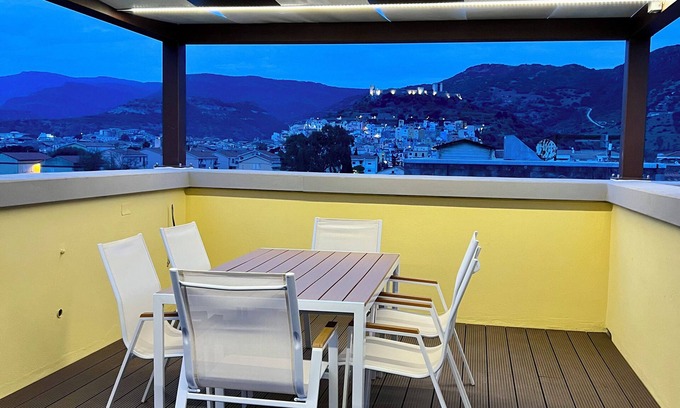 Bosa Casa | SkyView Apartment in BOSA