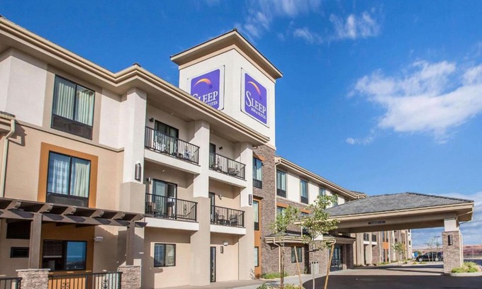 Page Hotel | Sleep Inn & Suites Page at Lake Powell