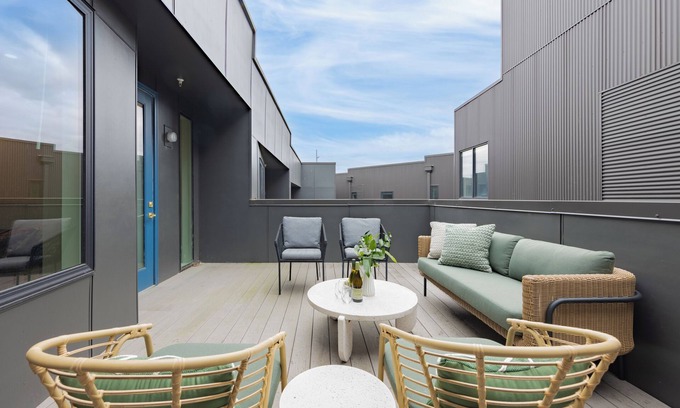 Five Points Casa | Sleeps 28 | 2 Units Near DT Nashville | Outrider by AvantStay