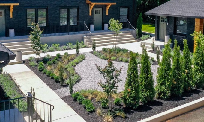 Hillsboro West End Apartamento | Sleeps 48, Entire Hotel, Group Retreat | The Nomad