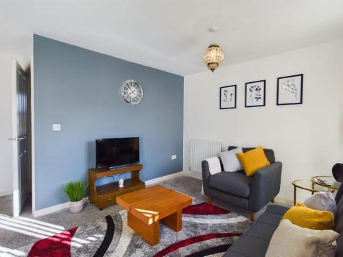 Stafford Casa | Sleeps6- FamilyFriendly- FreeParking- 3Br