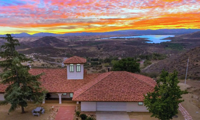 Temecula Casa | Slice of Heaven by AvantStay | Breathtaking Views!