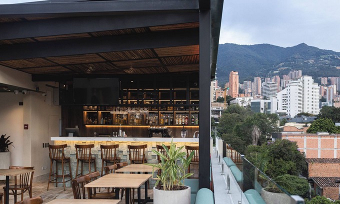 El Poblado Hotel | Sloh Hotel & Bar Manila Medellin