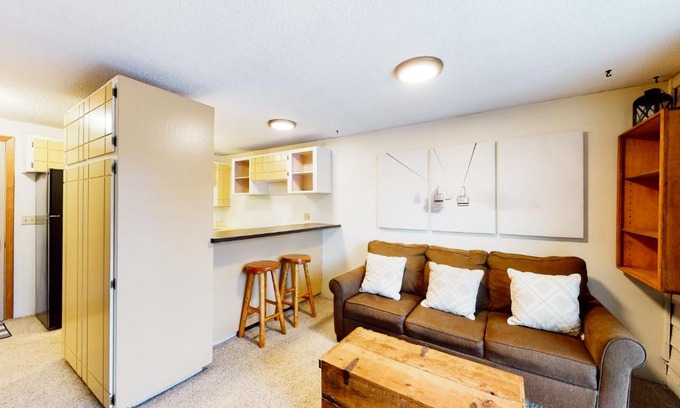 Sandpoint Hotel | Slope-Walk Condo