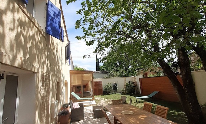 Roche-Saint-Secret Casa | Small apartment with private indoor pool