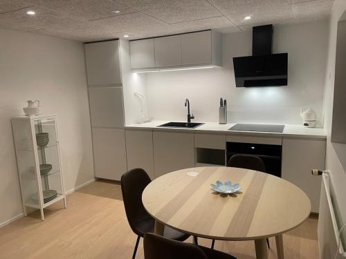 Strendur Apartamento | Small cozy rental unit in Strendur Centre