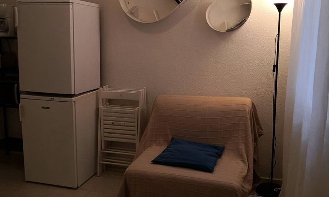 Secteur 2 Apartamento | Small, cozy sup apartment