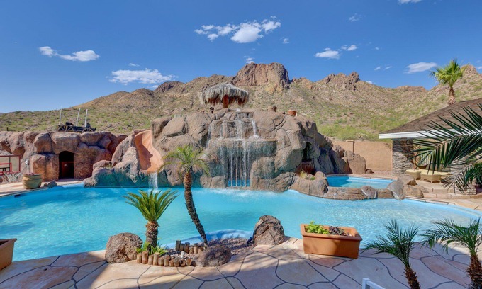 Apache Junction Casa | Small Events, 4 Homes, Resort Living, Pet Friendly, Htd Pool, Views, Tonto Nat Forest Trails
