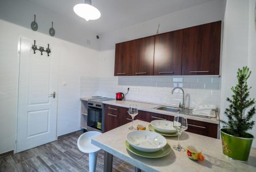 Rakosmente Casa | Small House in Green area