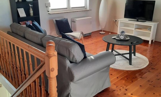 Grimmen Casa | Small town holiday home Grimmen