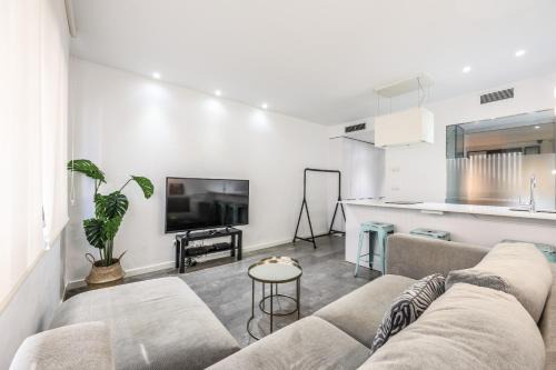 Castellana Apartamento | SmartRoom Madrid by ARCO