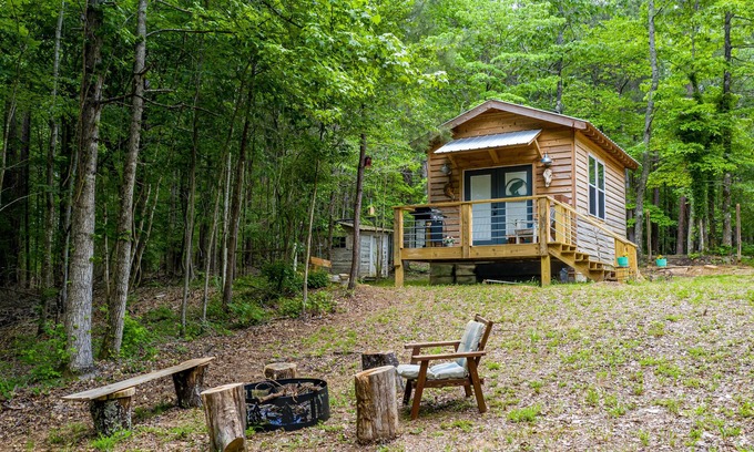 Crane Hill Cabaña | Smith Lake Fish Camp