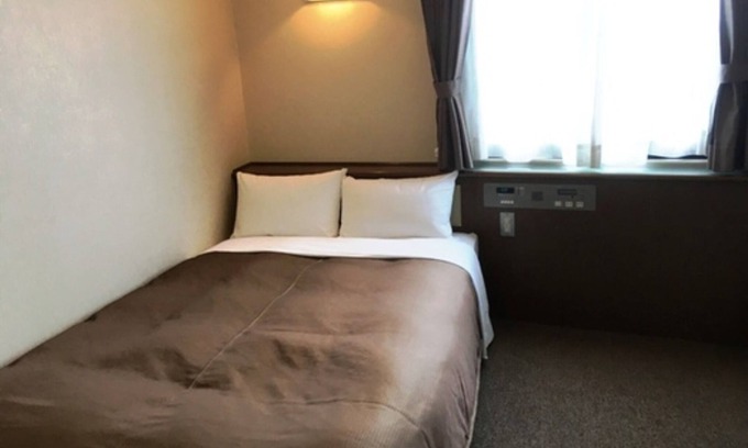 Kuwana Hotel | Smoking semidouble roomGreat value for couples / Kuwana Mie