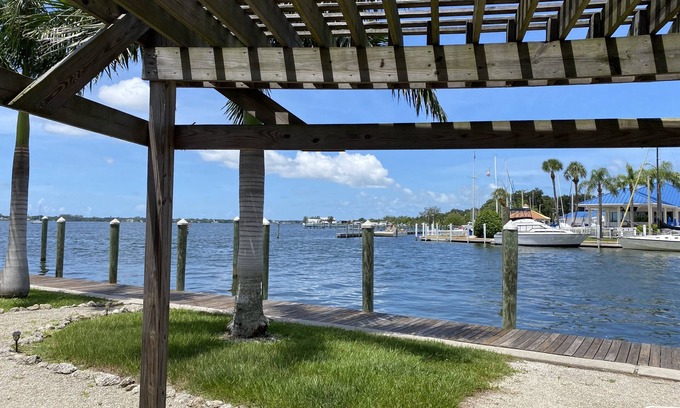 Palmetto Casa | Snead Island Cut Inicio - frente al mar, cerca de Anna Maria