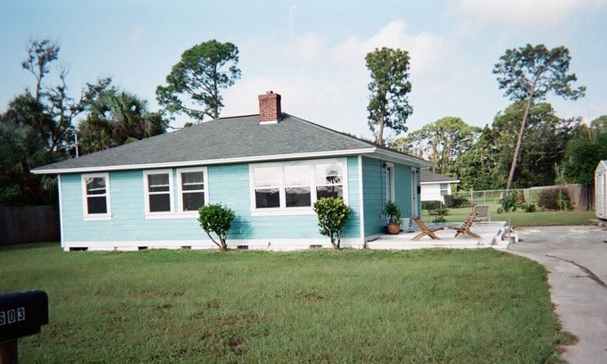 Warrington Cabaña | ¡Tan cerca de la base!