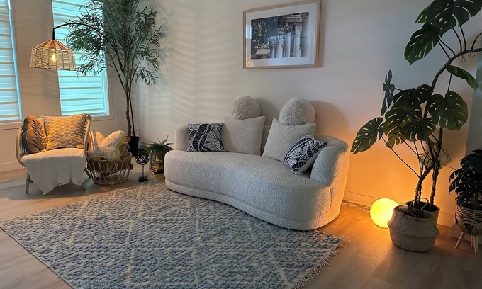 Cochrane Casa | Sol & Sandstone – Mykonos-Inspired Modern Retreat