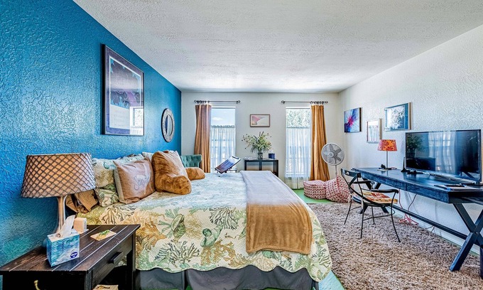 Paradise Hills Civic Apartamento | Sol y Suenos | 0 Bed, 1 Bath