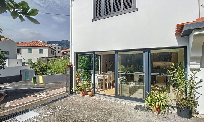 Machico Casa | Solarium Villa by Atlantic Holiday