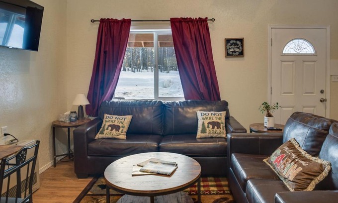 Kalifornsky Casa | Soldotna Vacation Rental about 8 Mi to Kenai River!