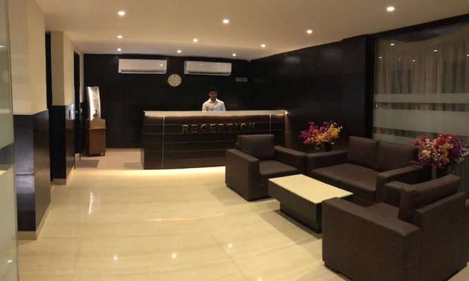 Delhi Hotel | Solitaire Hotel