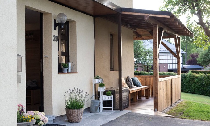 Hofen Casa | "Sommerhaus" vacation home with sauna, pellet stove, e-charging station, e-bikes and garden
