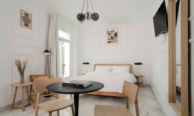 Huertas Apartamento | Sonder by Marriott Bonvoy Santa Ana Apartments Las Letras