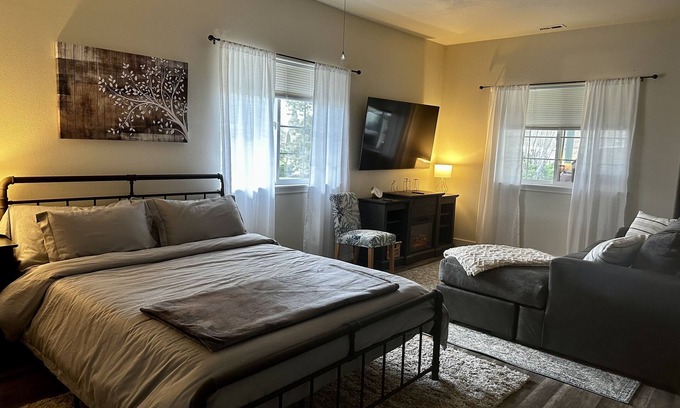 Aberdeen Apartamento | Sonia's Guest Suite in Montesano -Gateway to Olympic National Park