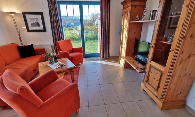 Ostseebad Prerow Apartamento | Sonnige Erholung: 48 qm Ferienwohnung mit 2 Zimmern und Großer Südterrasse