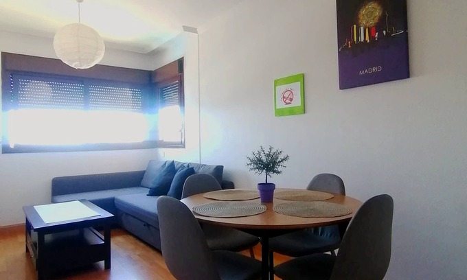 Villa de Vallecas Apartamento | Casa ideal para familias, con piscina y garaje (apto para mascotas)