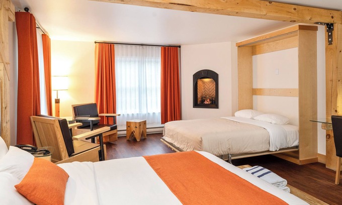 Mauricie Casa | Soothing Nature Oasis w/Spa & Pool Access, Near Wolf River & Mauricie Park