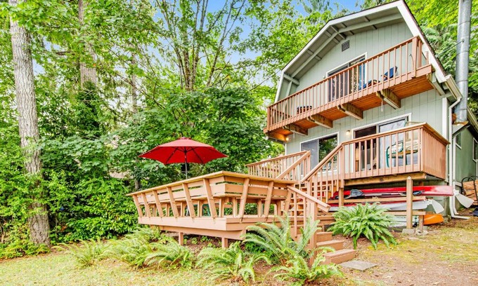 Shelton Casa | Sound Retreat