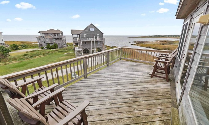 Frisco Casa | Soundfront DogFriendly w Hot Tub, EV Charger, Private Sound Access, Beach Nearby