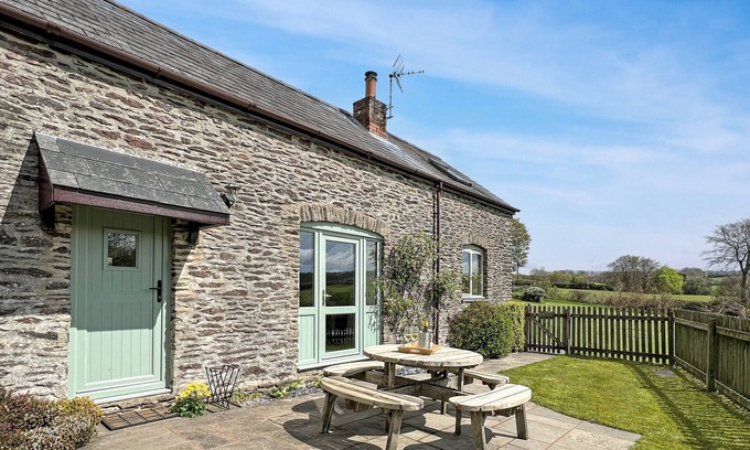 Saint Blazey Cabaña | South Barn, Nr Wiveliscombe